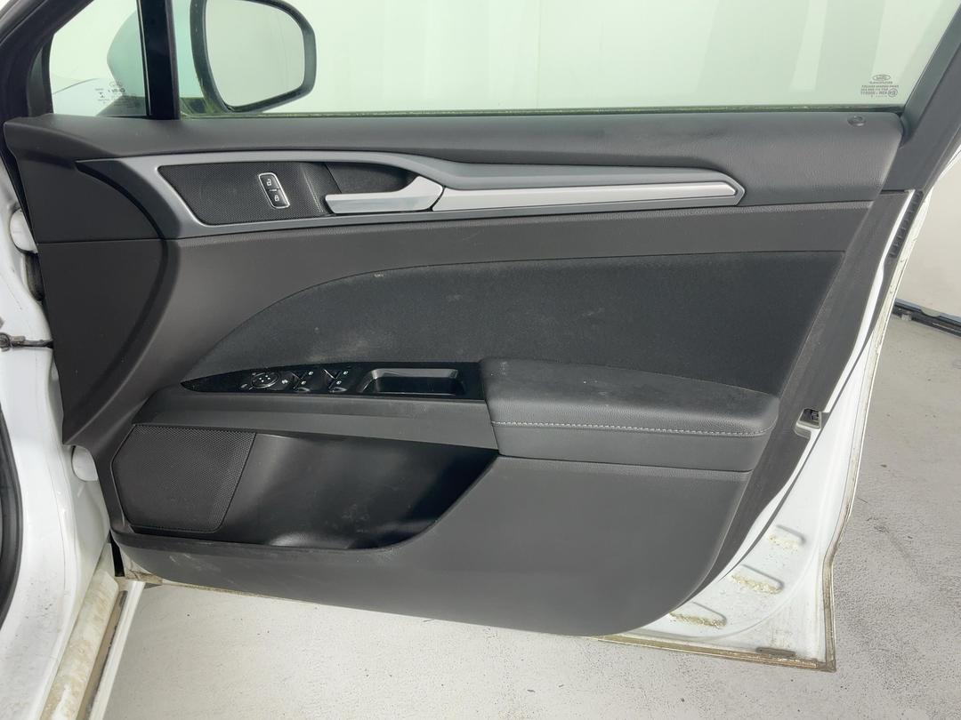 Photo '15' of Ford Mondeo