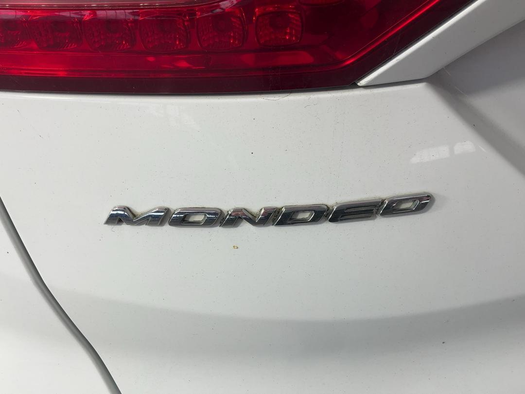Photo '28' of Ford Mondeo