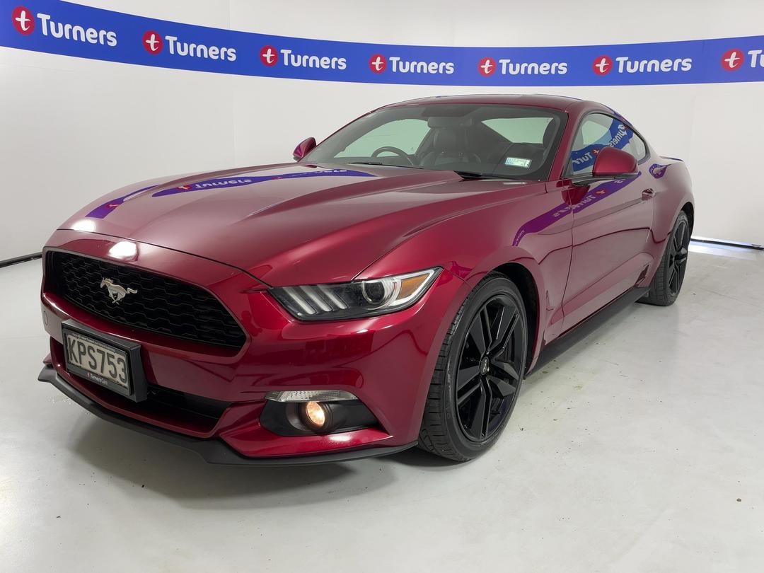 Photo '4' of Ford Mustang