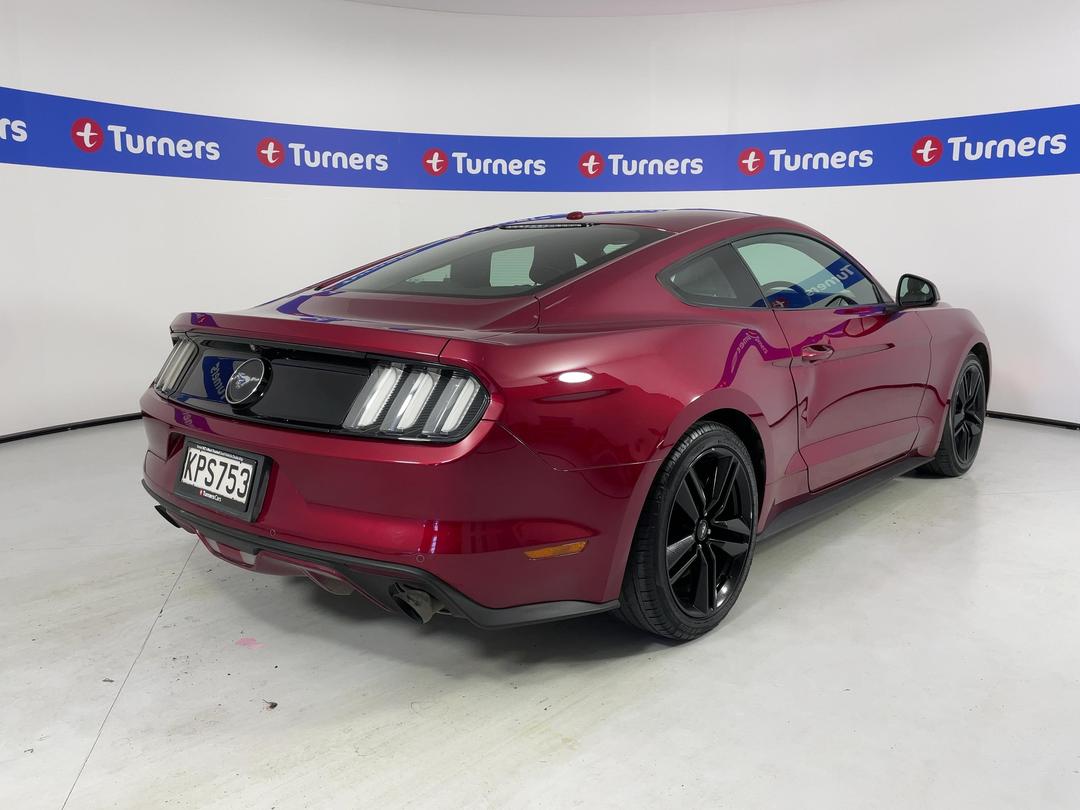 Photo '7' of Ford Mustang