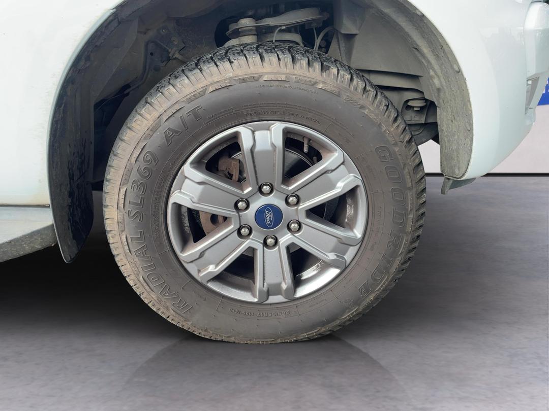 Photo '7' of Ford Ranger XLT Double CAB W/S A Photo '7' of Ford Ranger XLT Double CAB W/S A