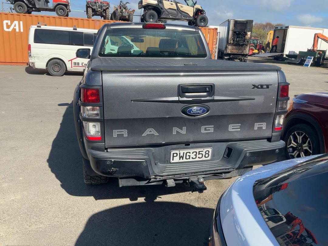 Photo '5' of Ford Ranger XLT Double CAB W/S A Photo '5' of Ford Ranger XLT Double CAB W/S A