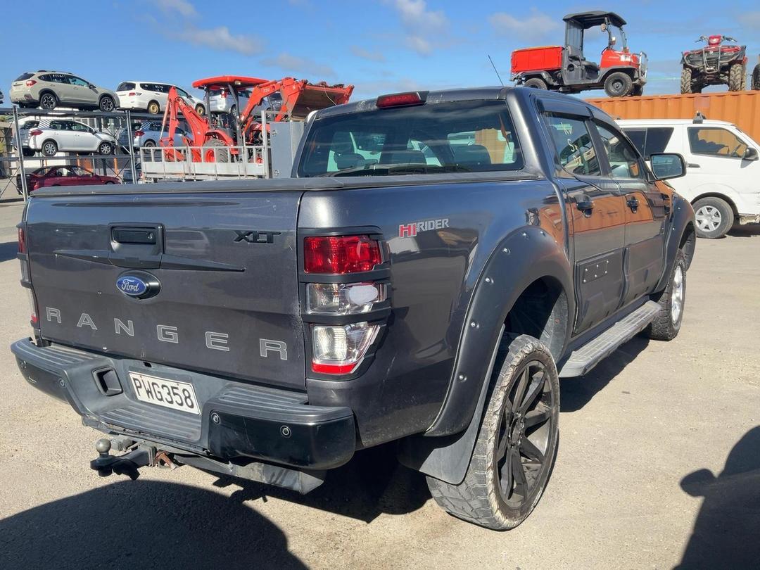 Photo '6' of Ford Ranger XLT Double CAB W/S A Photo '6' of Ford Ranger XLT Double CAB W/S A