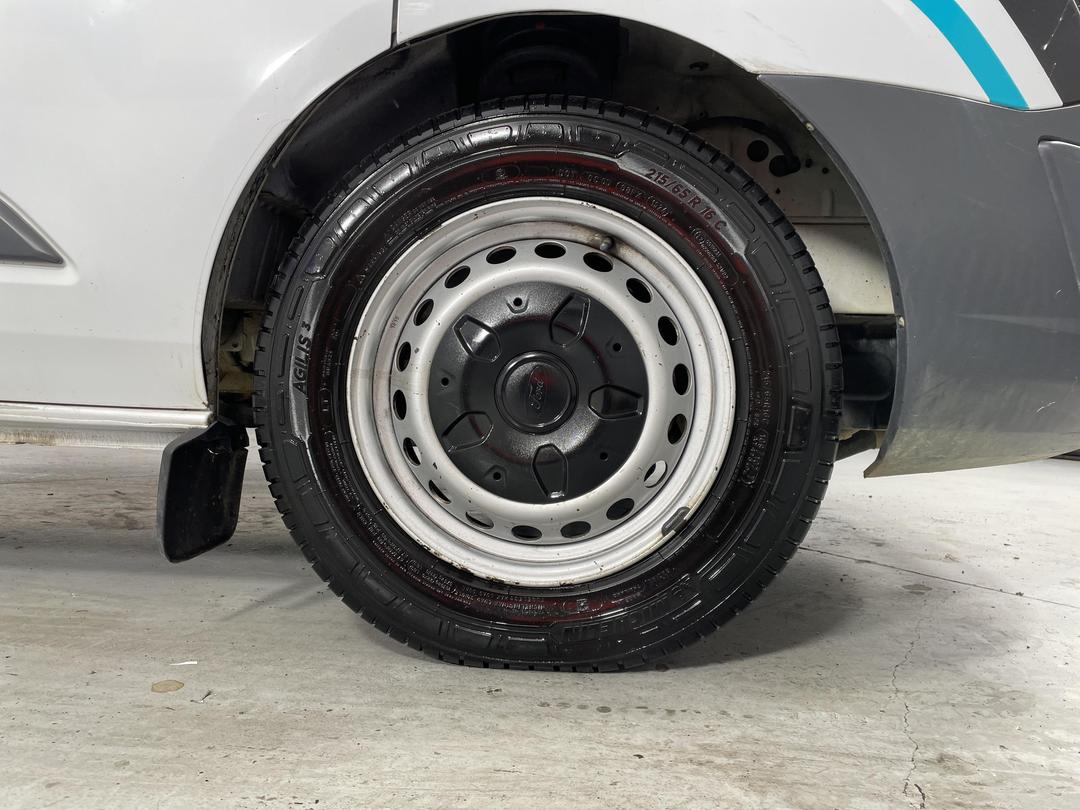 Photo '9' of Ford Transit