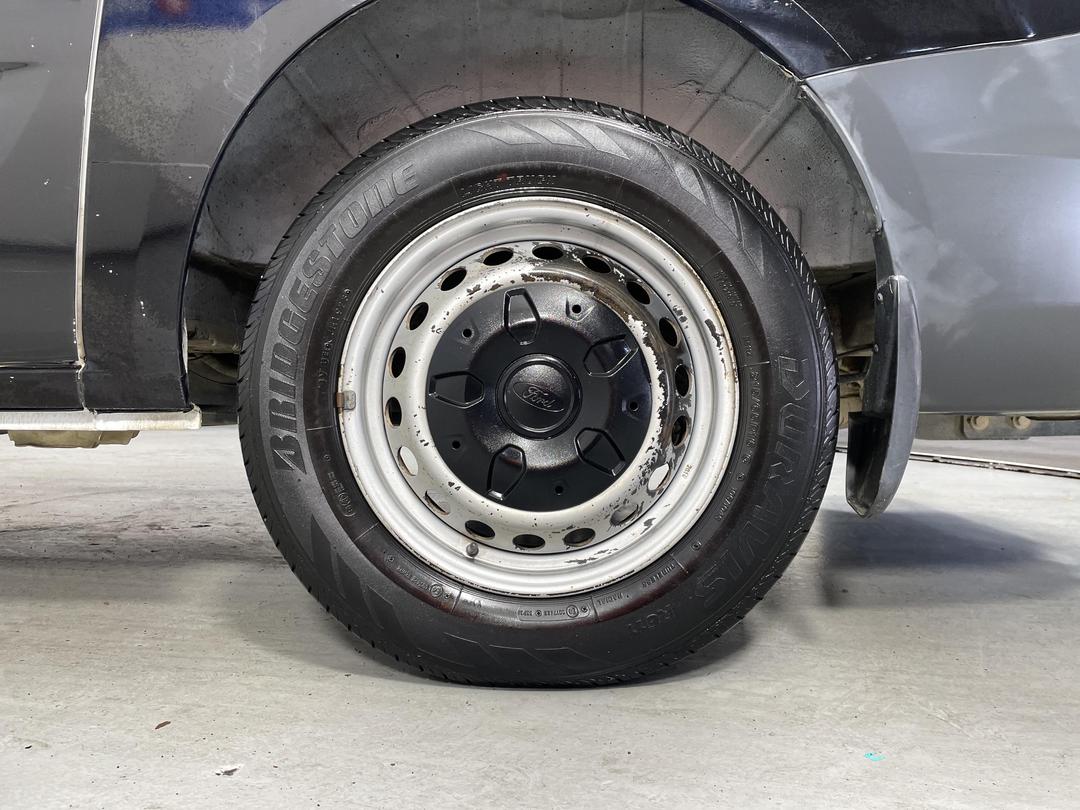 Photo '11' of Ford Transit