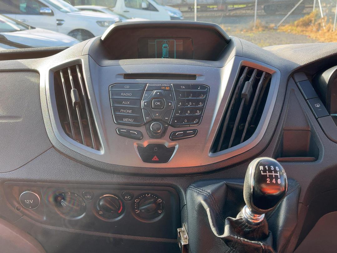 Photo '18' of Ford Transit
