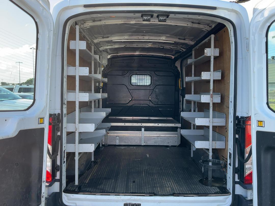Photo '14' of Ford Transit