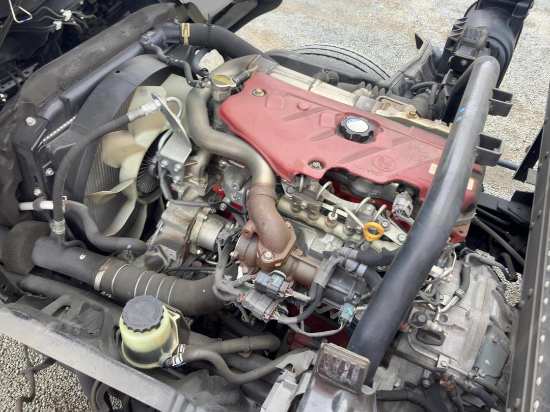 Photo '28' of Hino Dutro Box Body