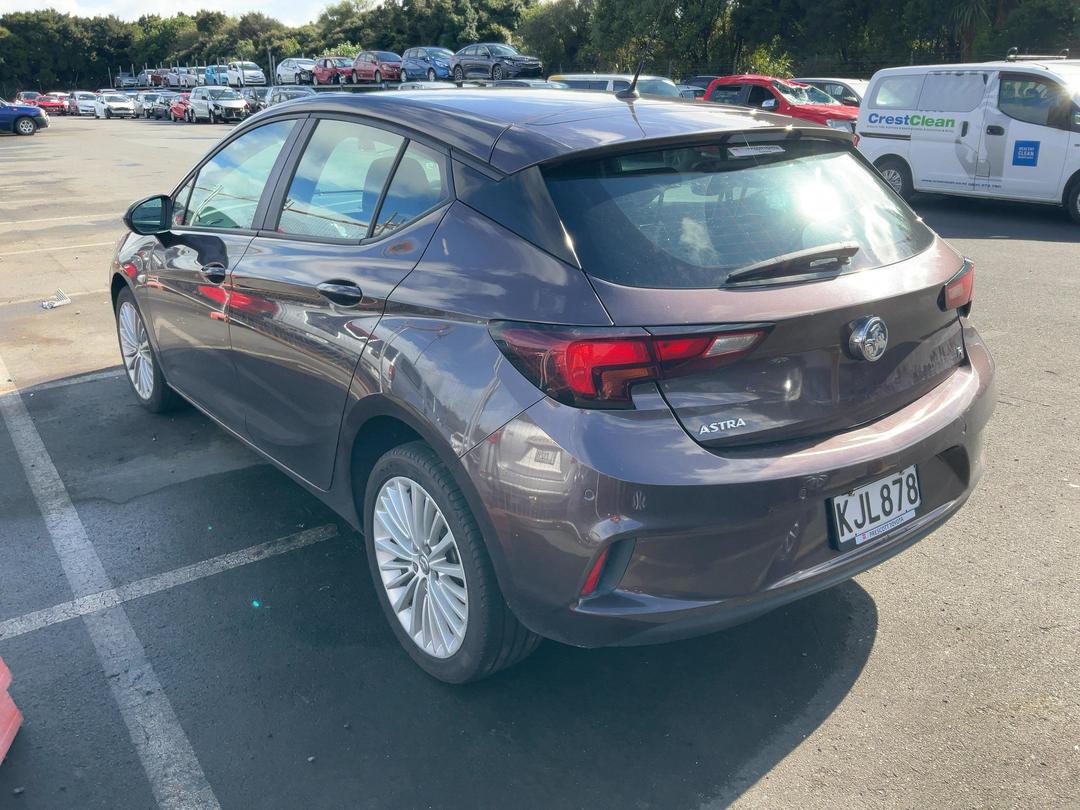 Photo '3' of Holden Astra R
