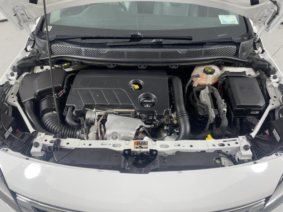 Photo '13' of Holden Astra