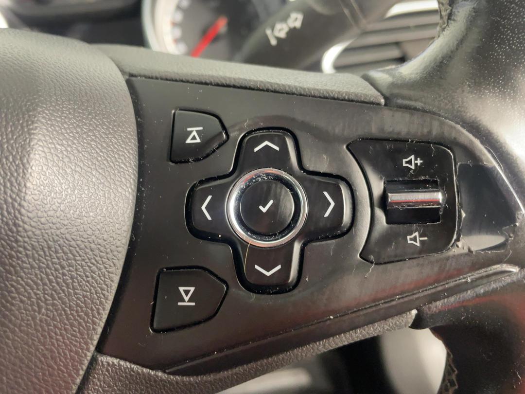 Photo '24' of Holden Astra