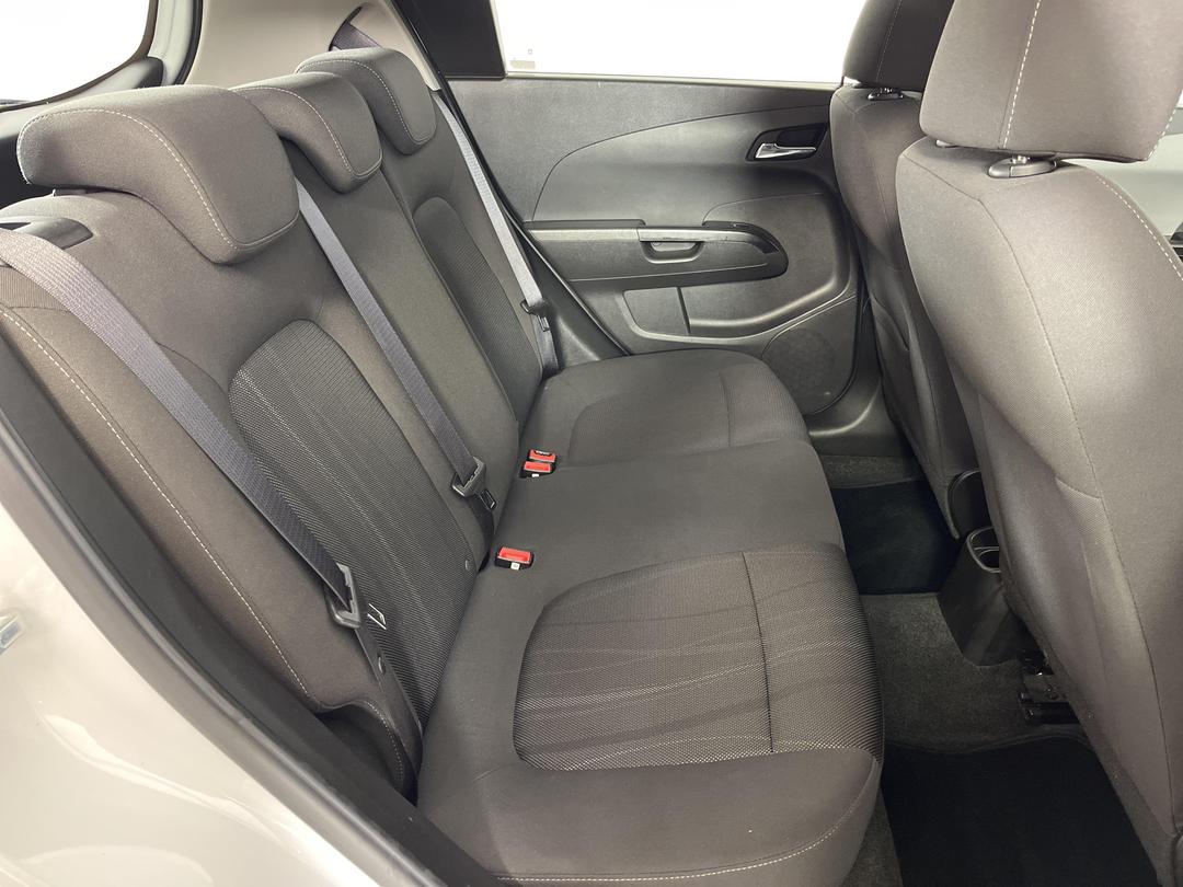 Photo '20' of Holden Barina