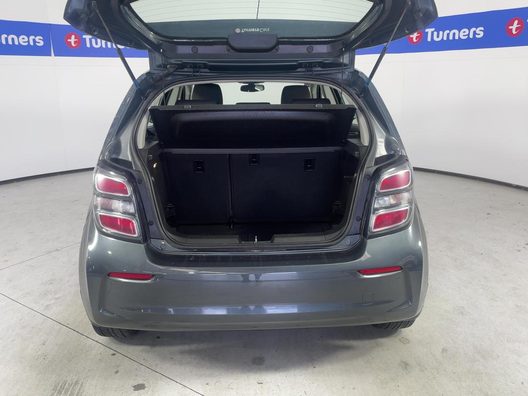 Photo '14' of Holden Barina