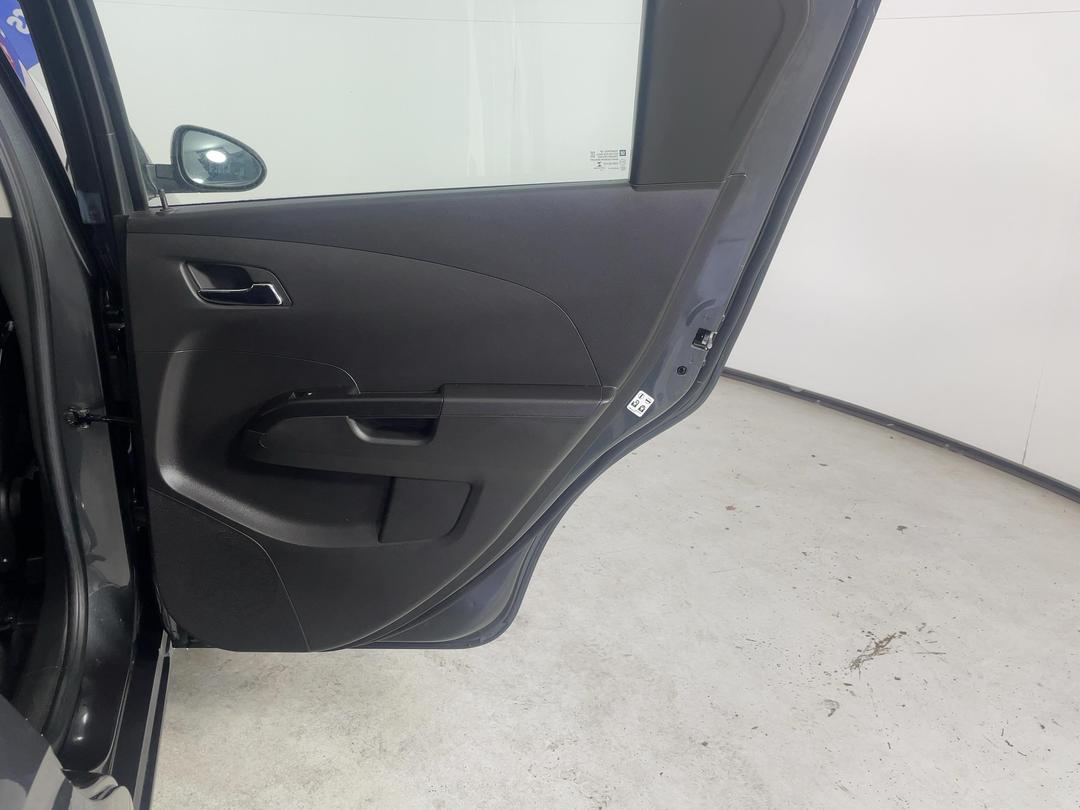 Photo '19' of Holden Barina