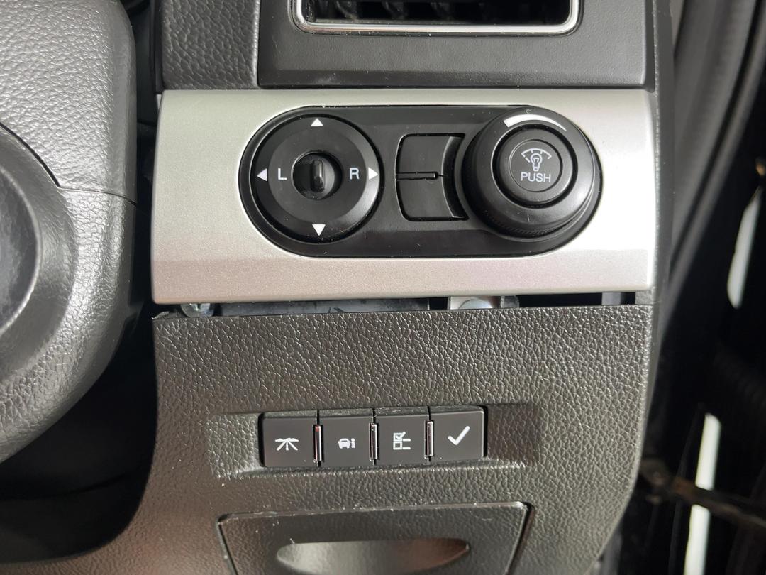 Photo '26' of Holden Captiva 5