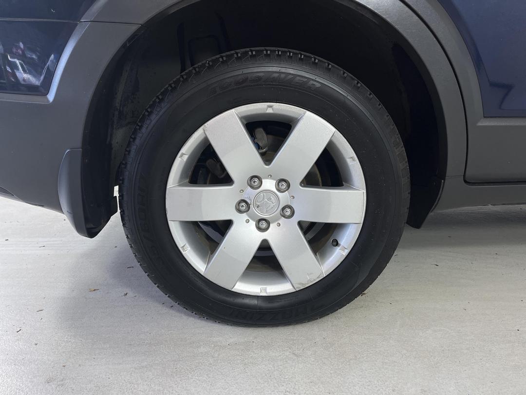 Photo '12' of Holden Captiva 7