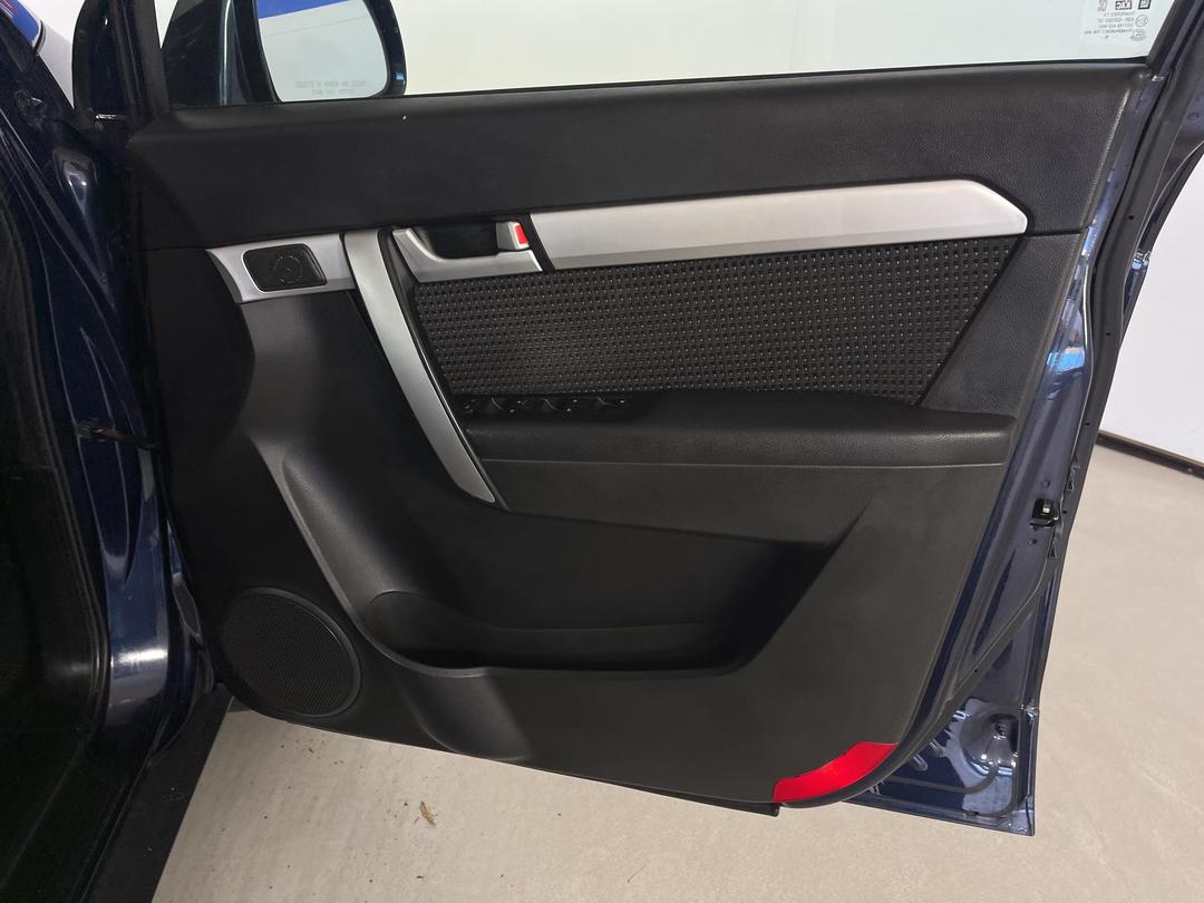 Photo '15' of Holden Captiva 7