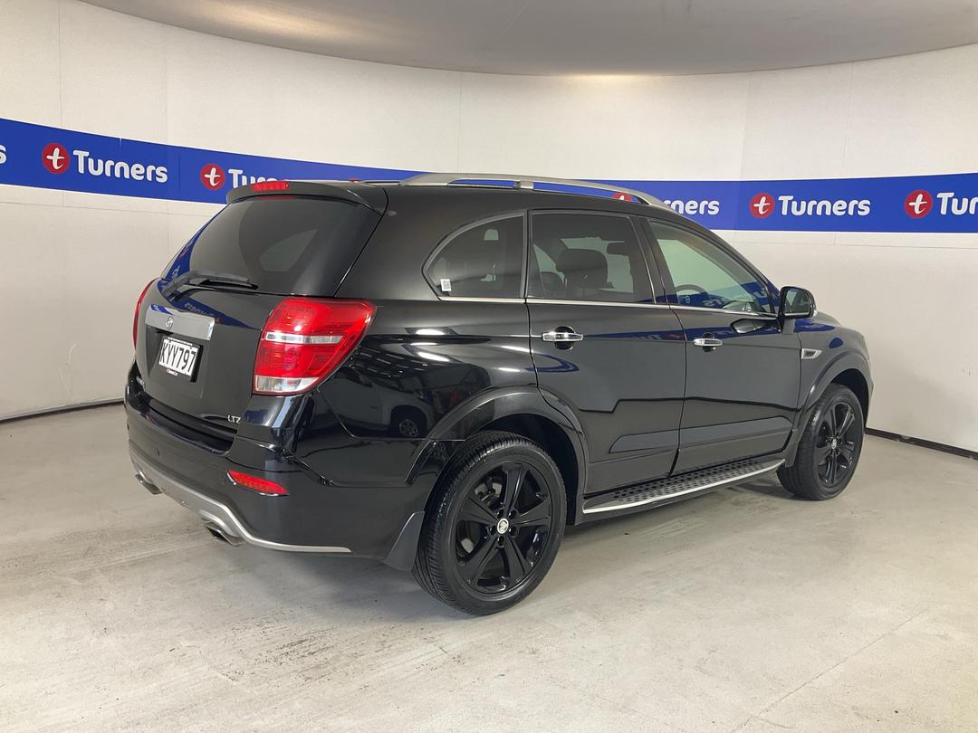 Photo '7' of Holden Captiva 7