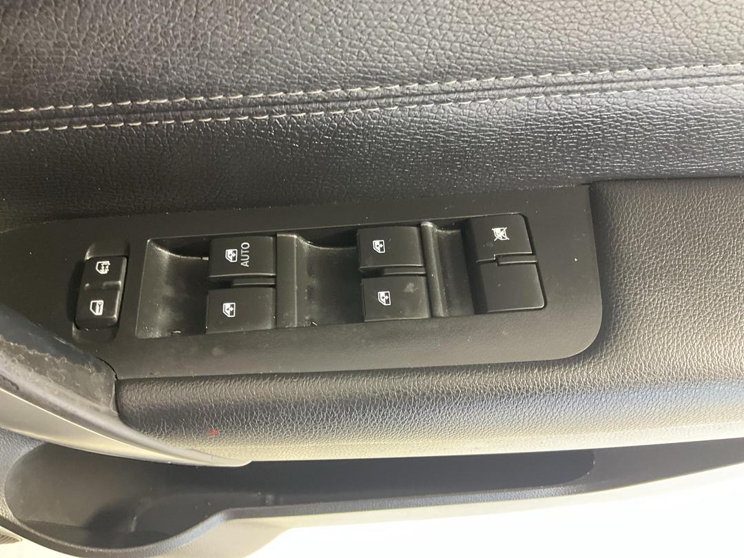 Photo '31' of Holden Captiva 7