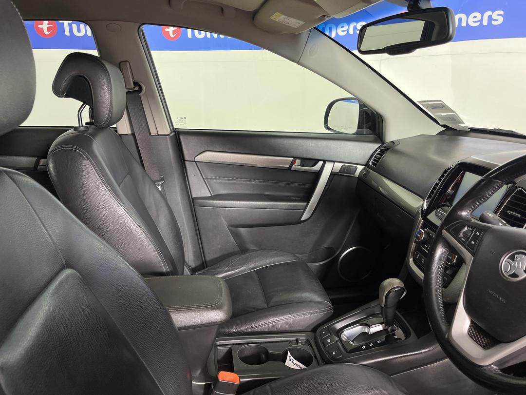 Photo '16' of Holden Captiva 7