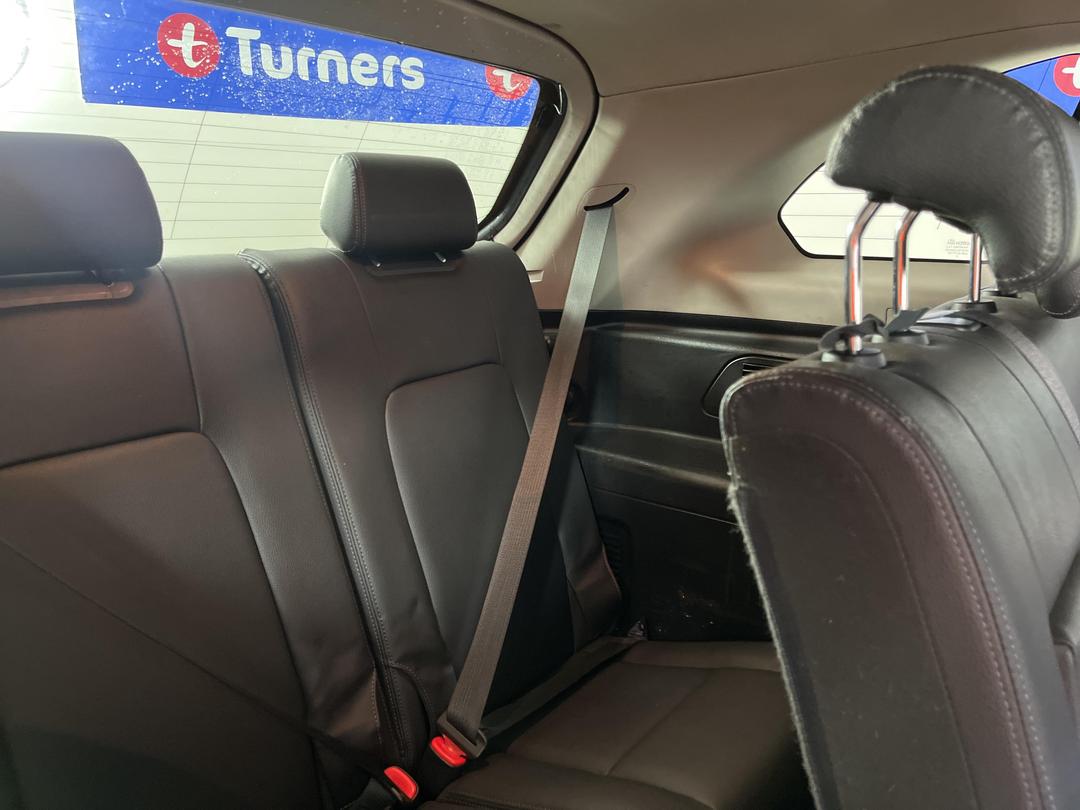 Photo '25' of Holden Captiva 7