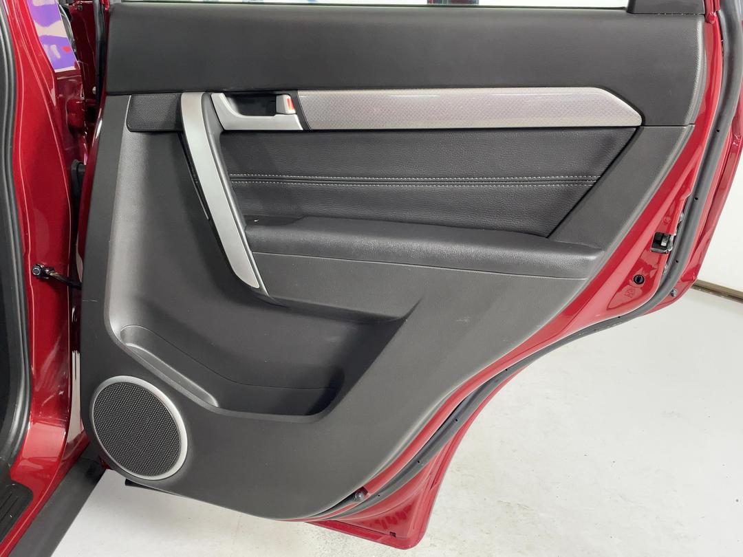 Photo '19' of Holden Captiva 7