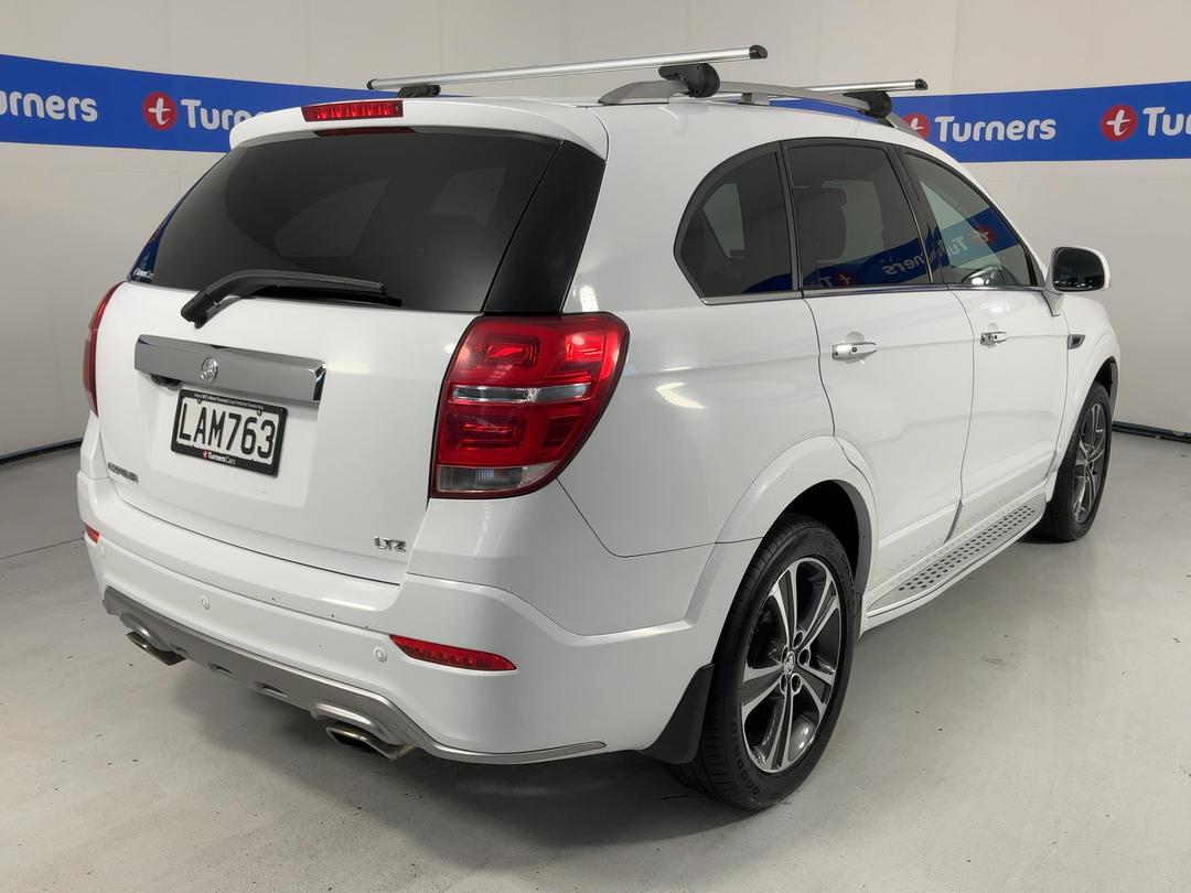 Photo '7' of Holden Captiva 7