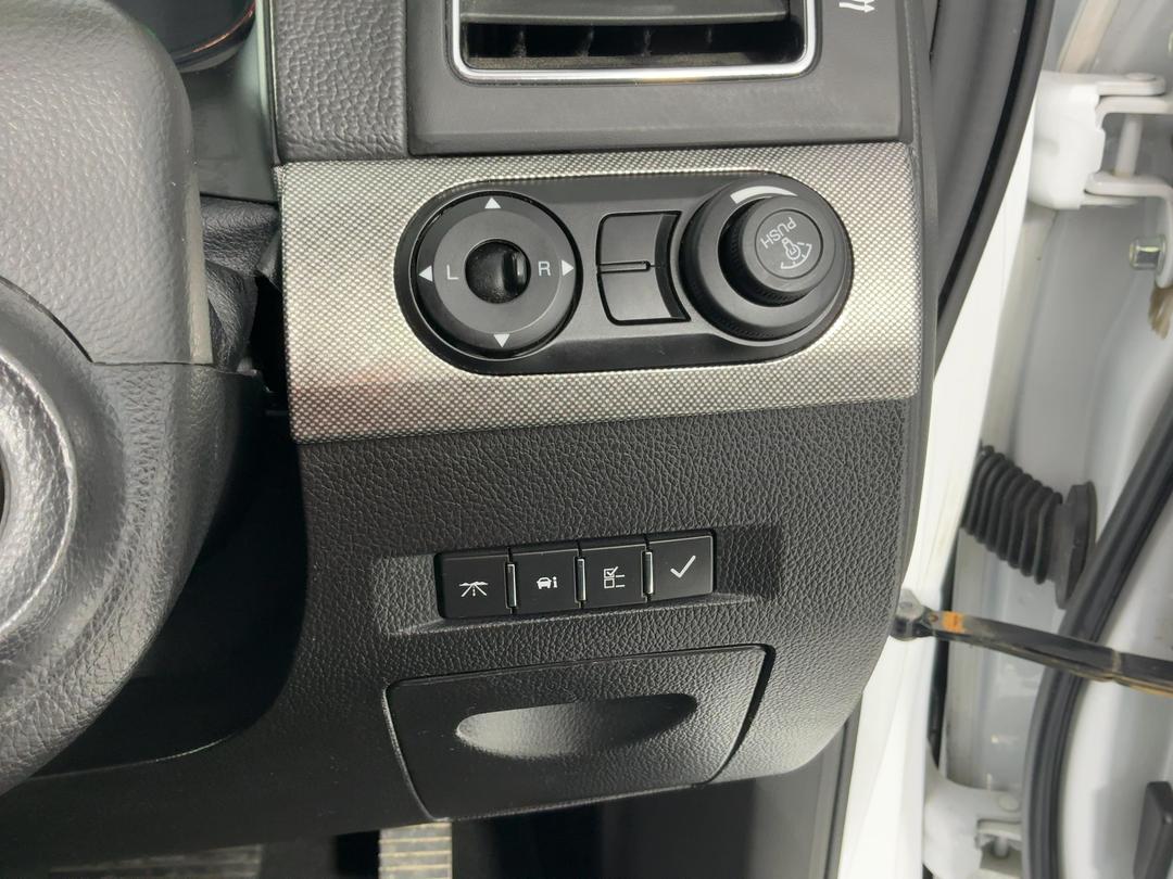 Photo '26' of Holden Captiva 7