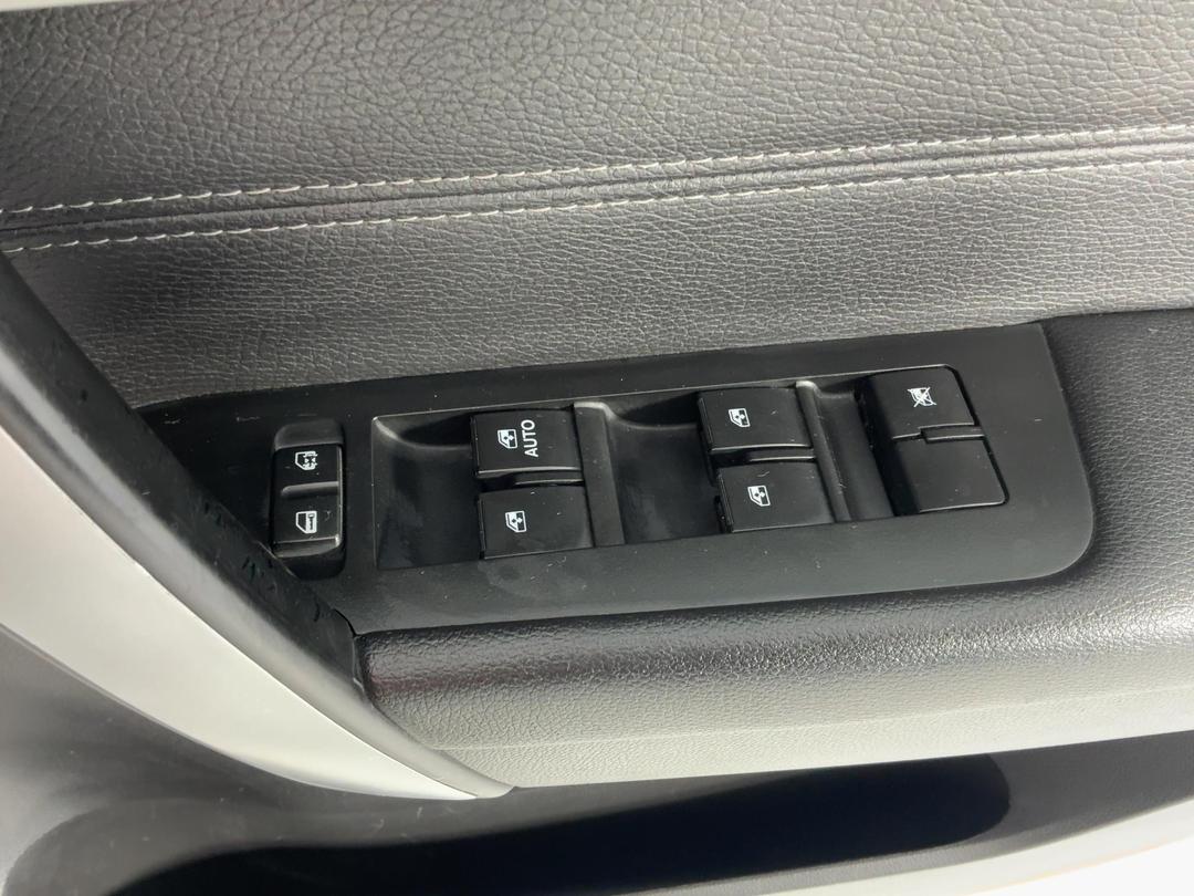 Photo '27' of Holden Captiva 7