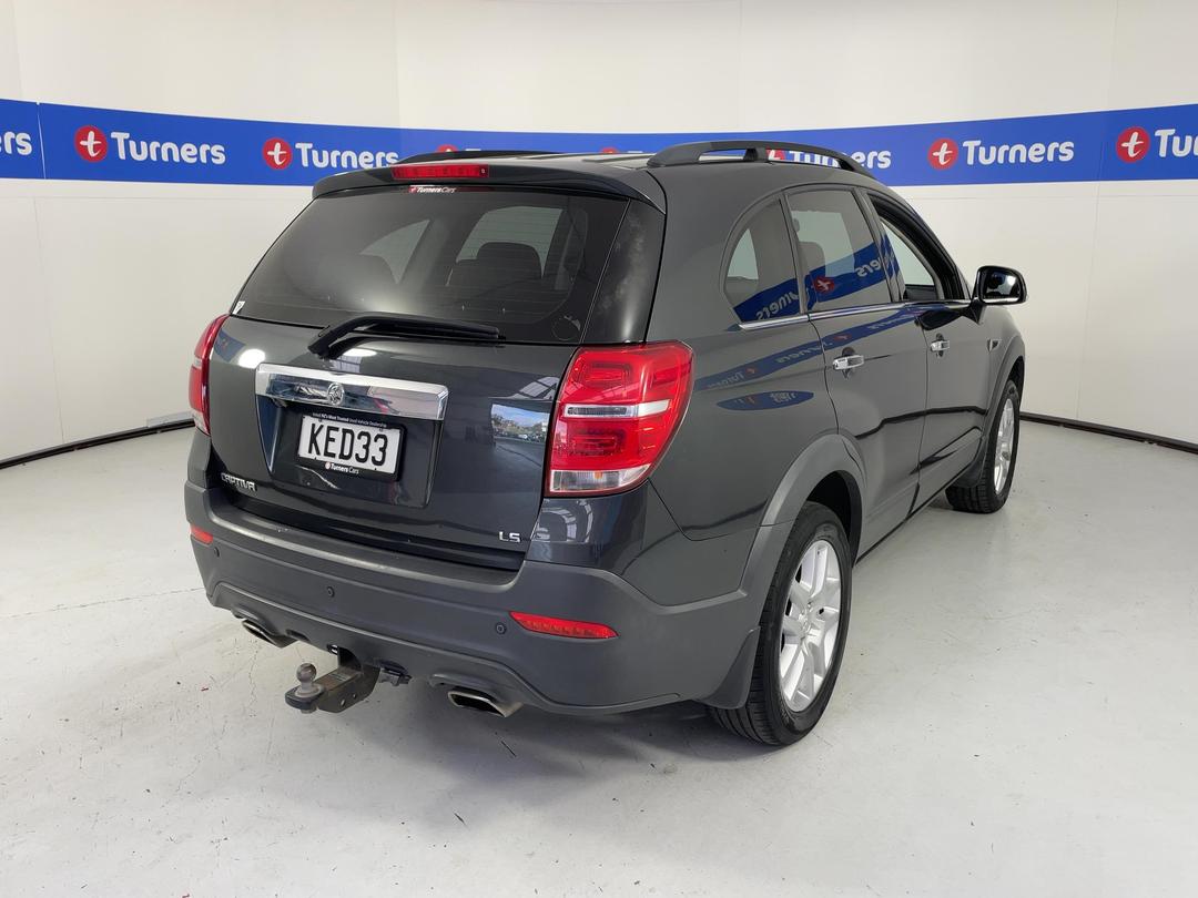 Photo '7' of Holden Captiva 7