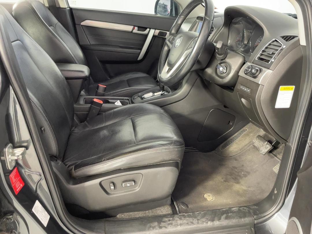 Photo '16' of Holden Captiva 7