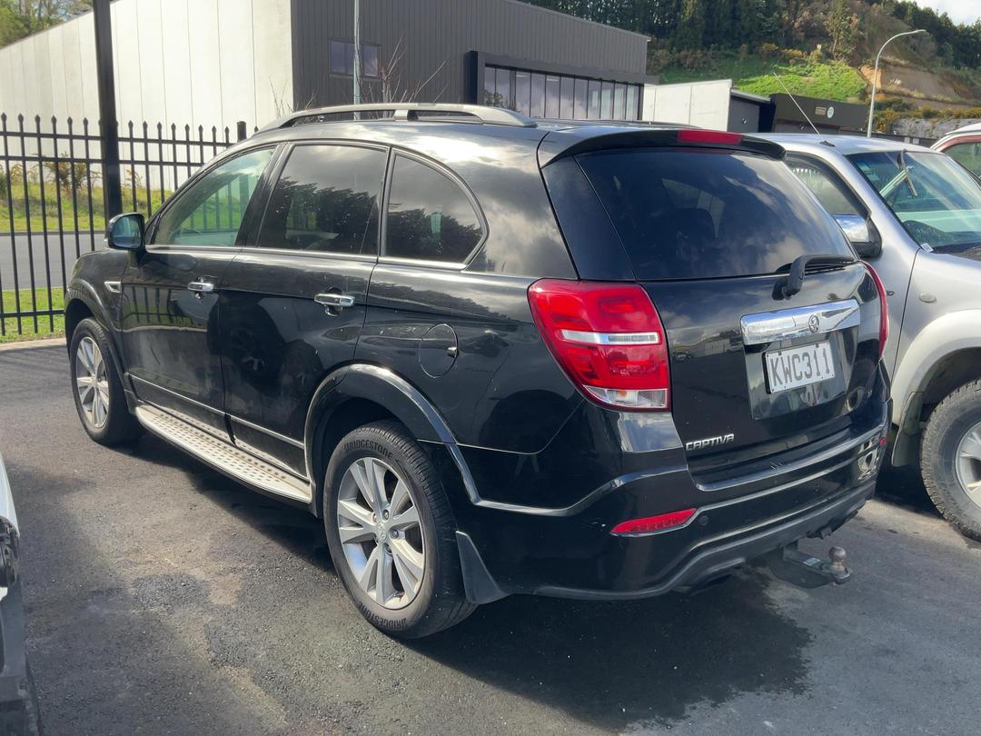 Photo '4' of Holden Captiva 7 LT Photo '4' of Holden Captiva 7 LT