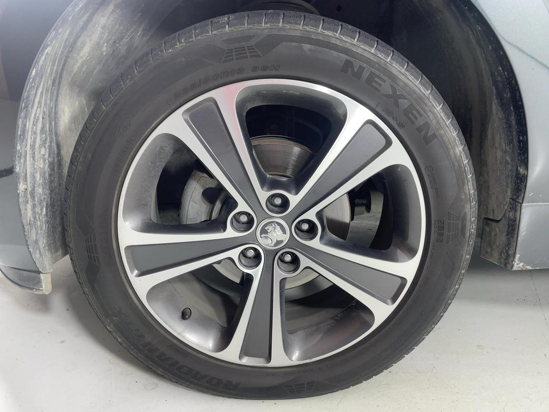 Photo '10' of Holden Captiva 7