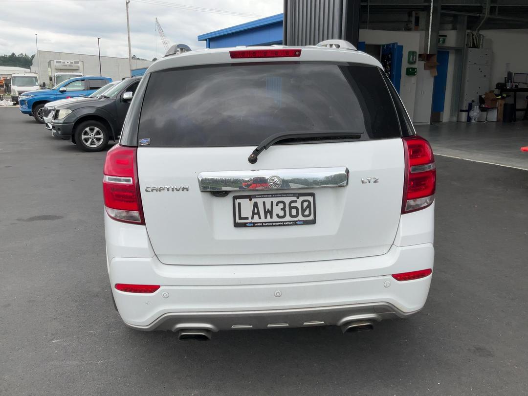 Photo '6' of Holden Captiva 7 LTZ Photo '6' of Holden Captiva 7 LTZ