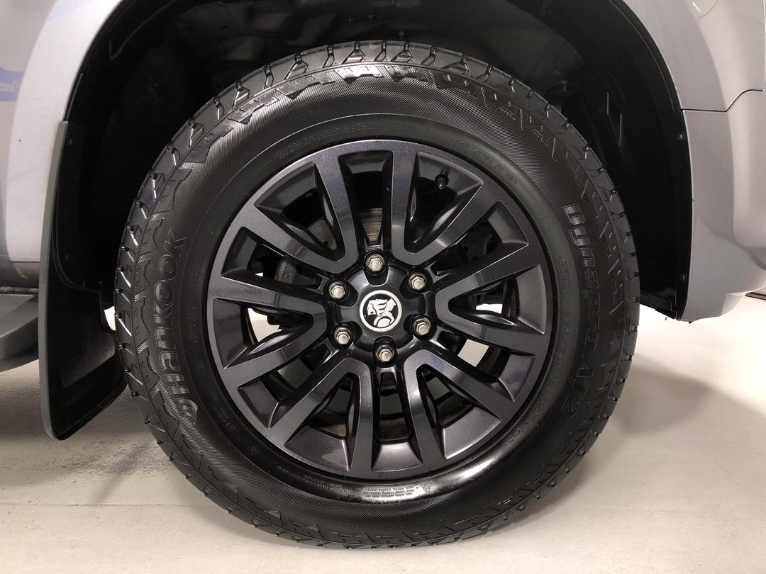 Photo '9' of Holden Colorado