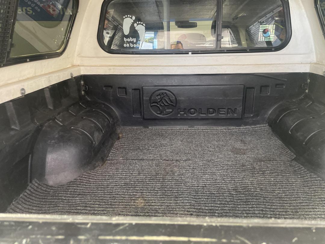 Photo '14' of Holden Colorado