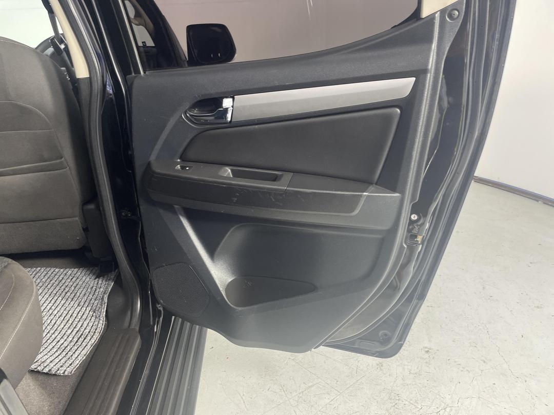 Photo '19' of Holden Colorado