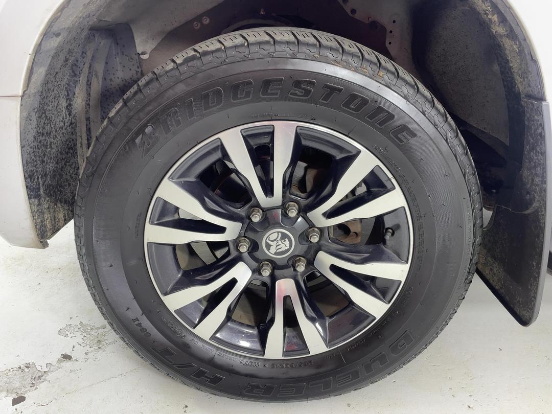 Photo '10' of Holden Colorado