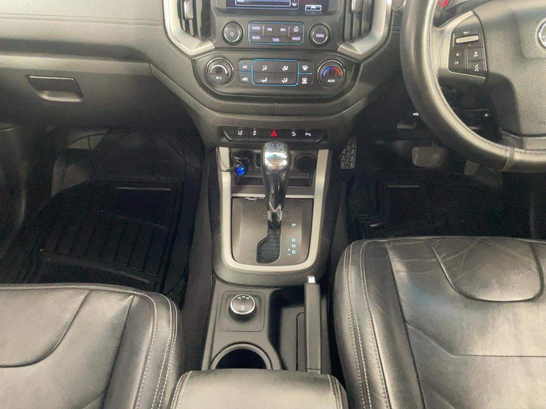 Photo '18' of Holden Colorado