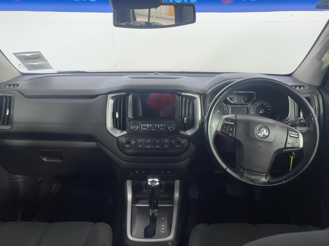 Photo '17' of Holden Colorado