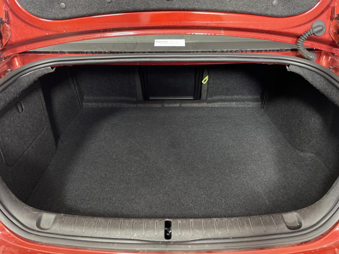 Photo '14' of Holden Commodore