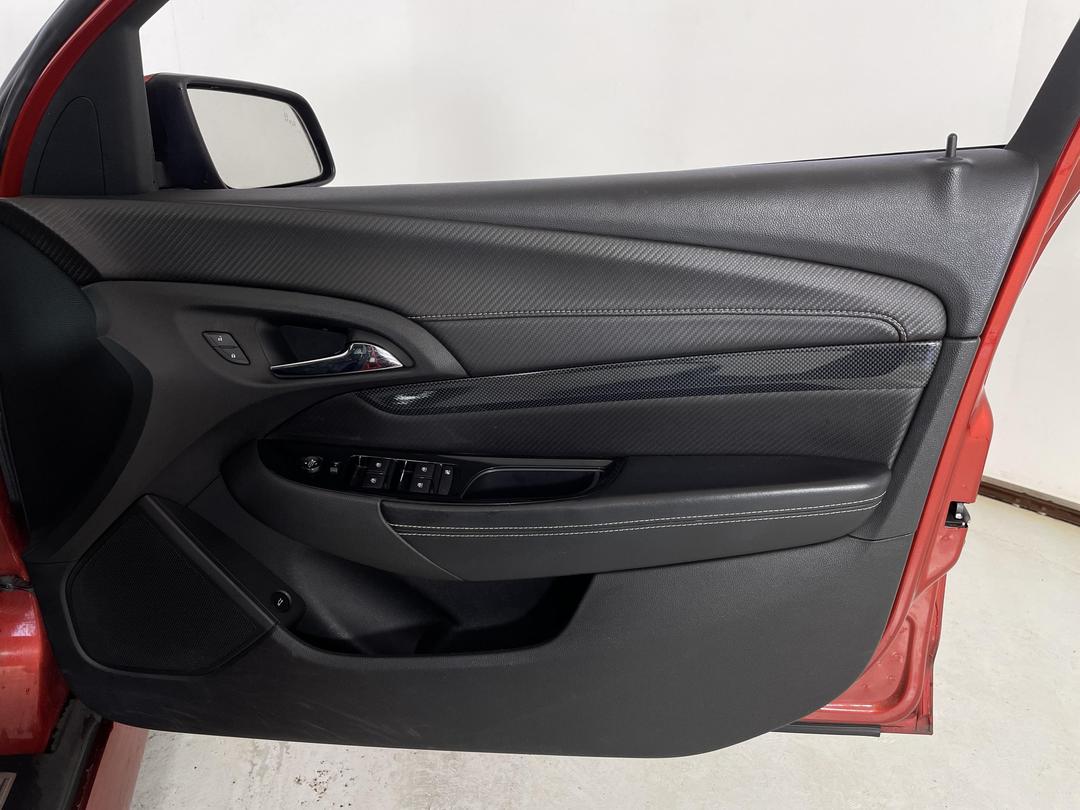 Photo '15' of Holden Commodore