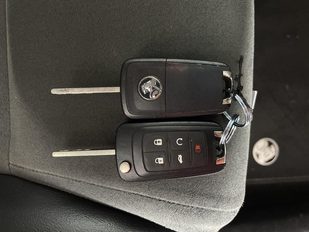 Photo '22' of Holden Commodore