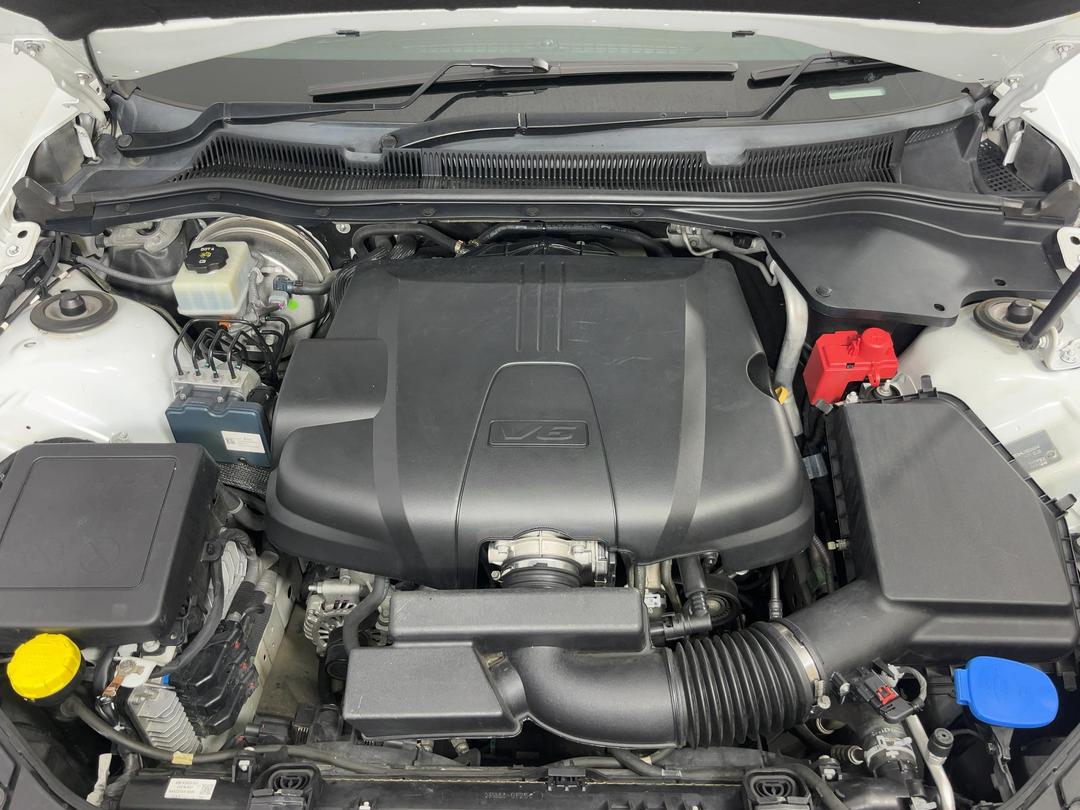 Photo '13' of Holden Commodore