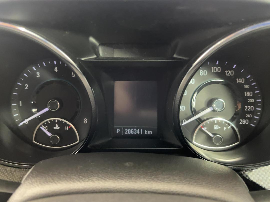 Photo '21' of Holden Commodore