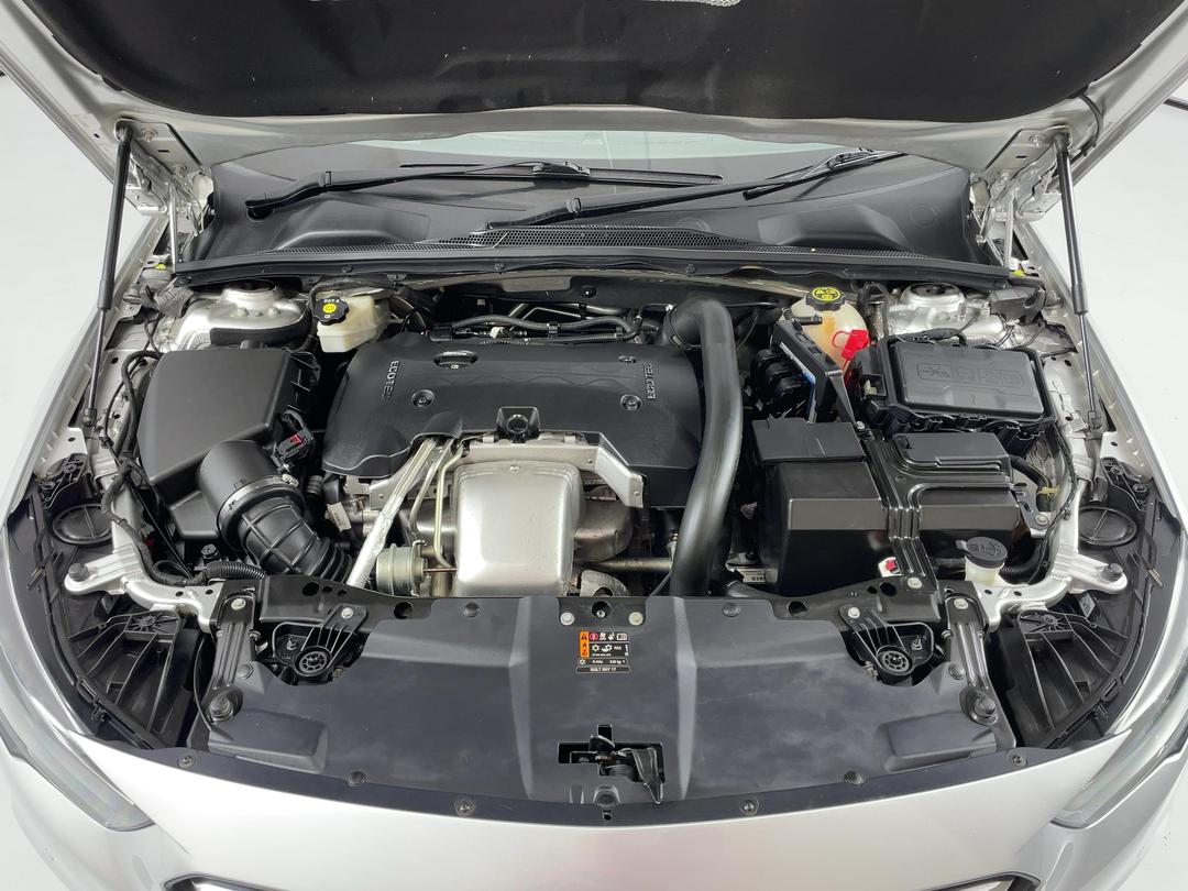 Photo '13' of Holden Commodore