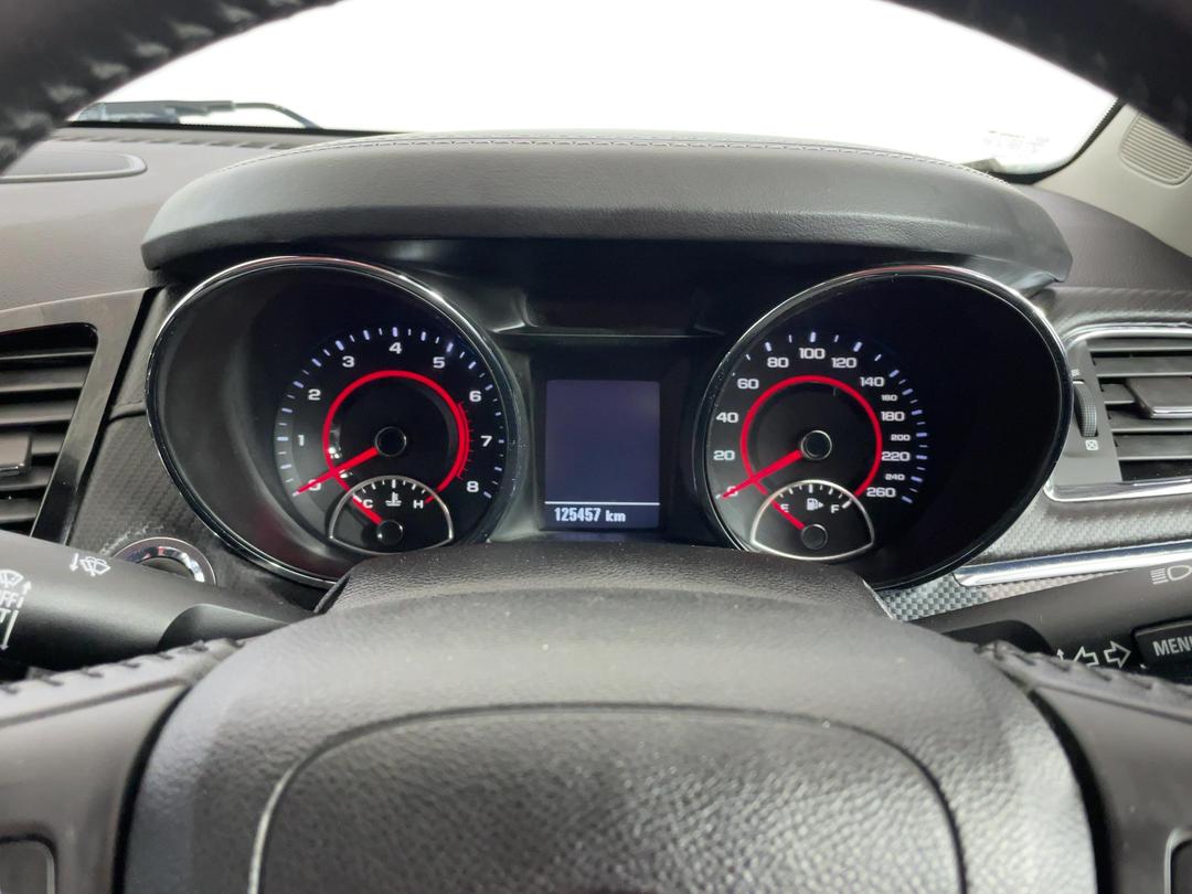 Photo '21' of Holden Commodore