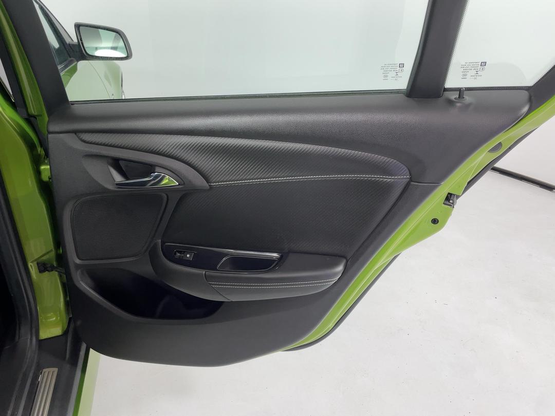Photo '19' of Holden Commodore