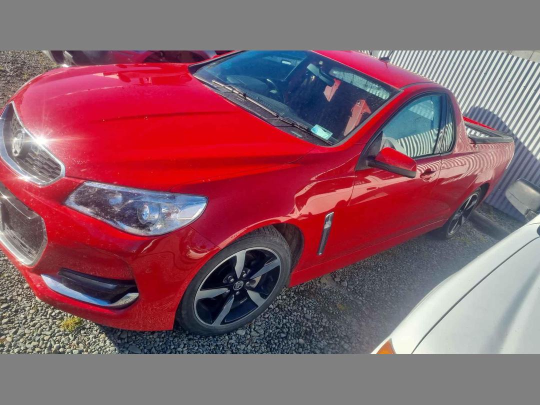 Photo '2' of Holden Commodore VF2 SV6
