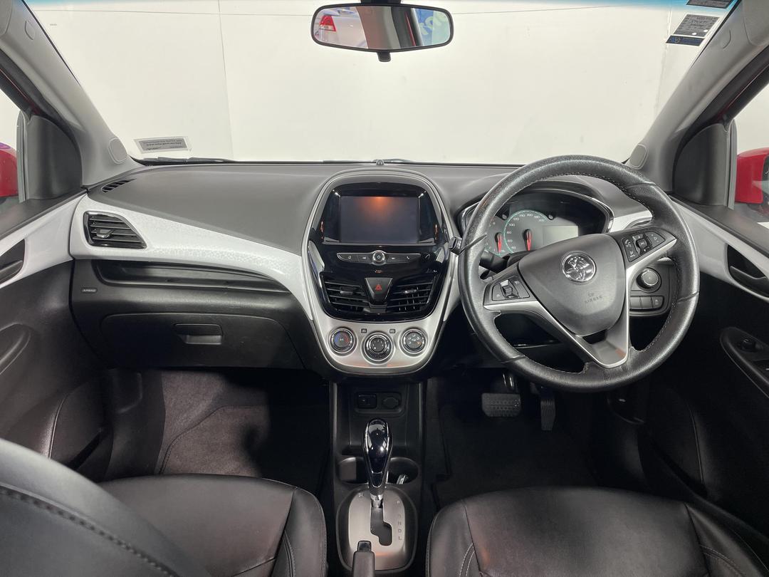 Photo '17' of Holden Spark